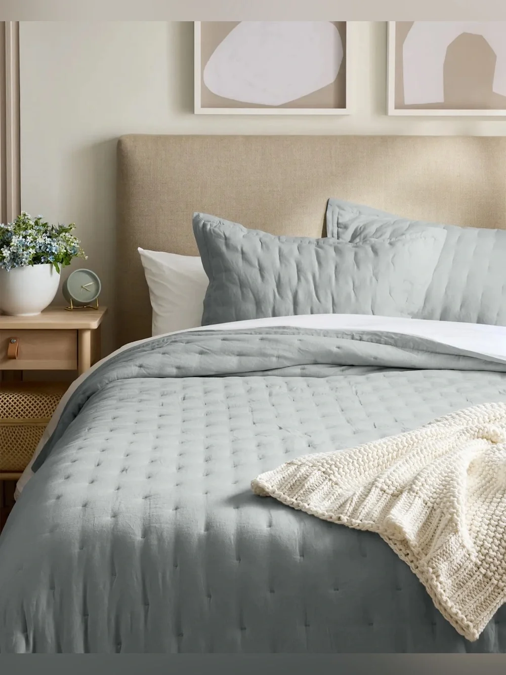 New Quince European Linen Dream Quilt King/CalKing MSRP $184 - Mist No Shams